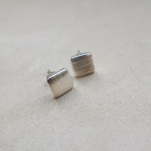 Load image into Gallery viewer, Square silver stud earrings