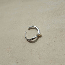 Load image into Gallery viewer, Sterling silver pearl ear cuff adjustable