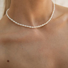 Load image into Gallery viewer, Natural Pearl Choker Necklace