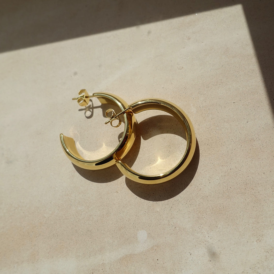 Large chunky gold hoop earrings