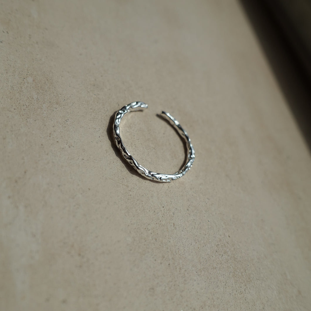 Thin sterling silver adjustable ring 