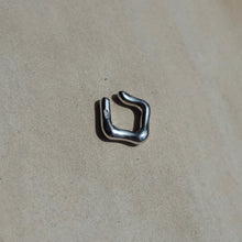 Load image into Gallery viewer, Chunky sterling silver ear cuff
