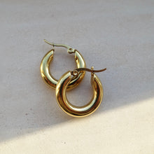 Load image into Gallery viewer, Medium Gold Chunky Hoops
