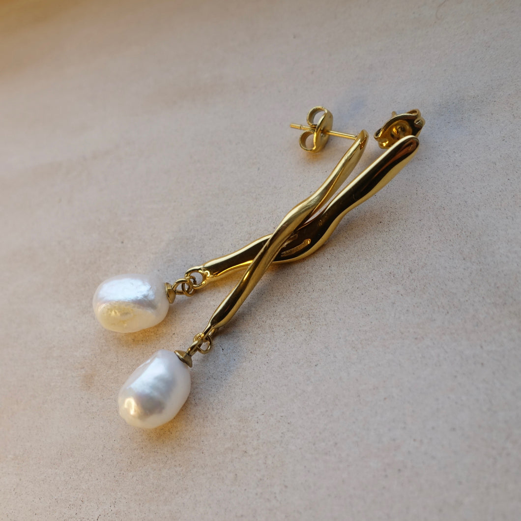 Natural pearl gold drop earrings
