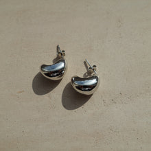 Load image into Gallery viewer, Sterling Silver Chunky Waterdrop Earrings
