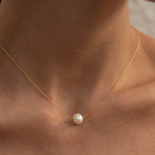 Load image into Gallery viewer, Single pearl choker gold necklace
