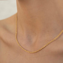 Load image into Gallery viewer, Gold Rope Chain Necklace
