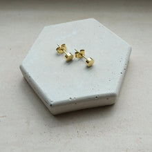 Load image into Gallery viewer, Minimalist gold stud earrings
