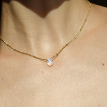 Load image into Gallery viewer, Moonstone Gold Necklace 
