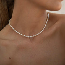 Load image into Gallery viewer, Small Pearl Necklace
