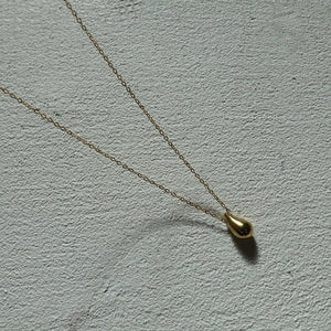 Waterdrop Gold Necklace - briellajewellery