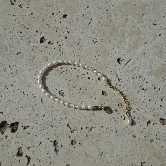 Natural Freshwater Pearl Bracelet
