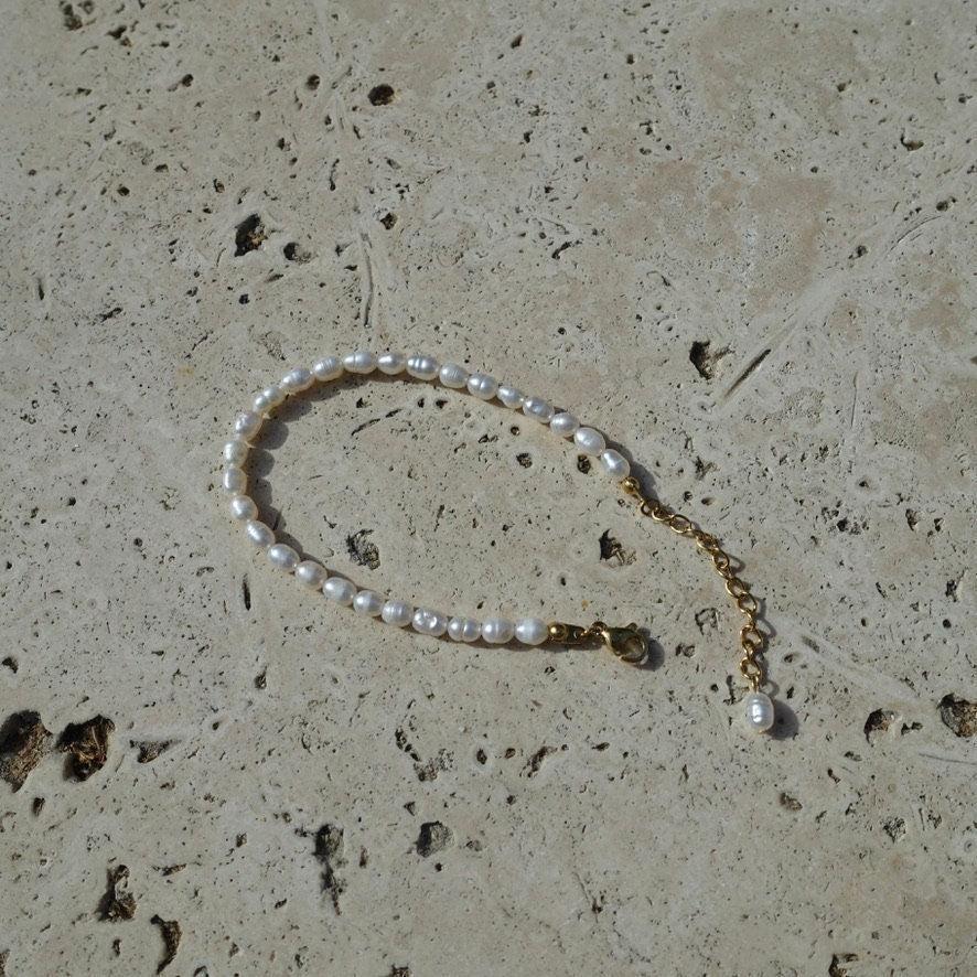Natural Freshwater Pearl Bracelet