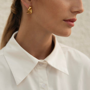 contemporary gold earrings