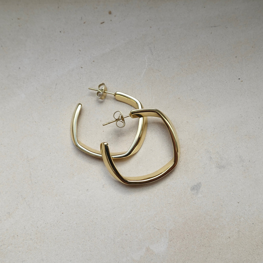 Minimalist and stylish gold hoop earrings
